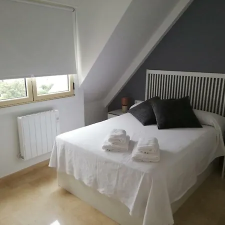 Atico A 80m De La Playa De Silgar Apartament